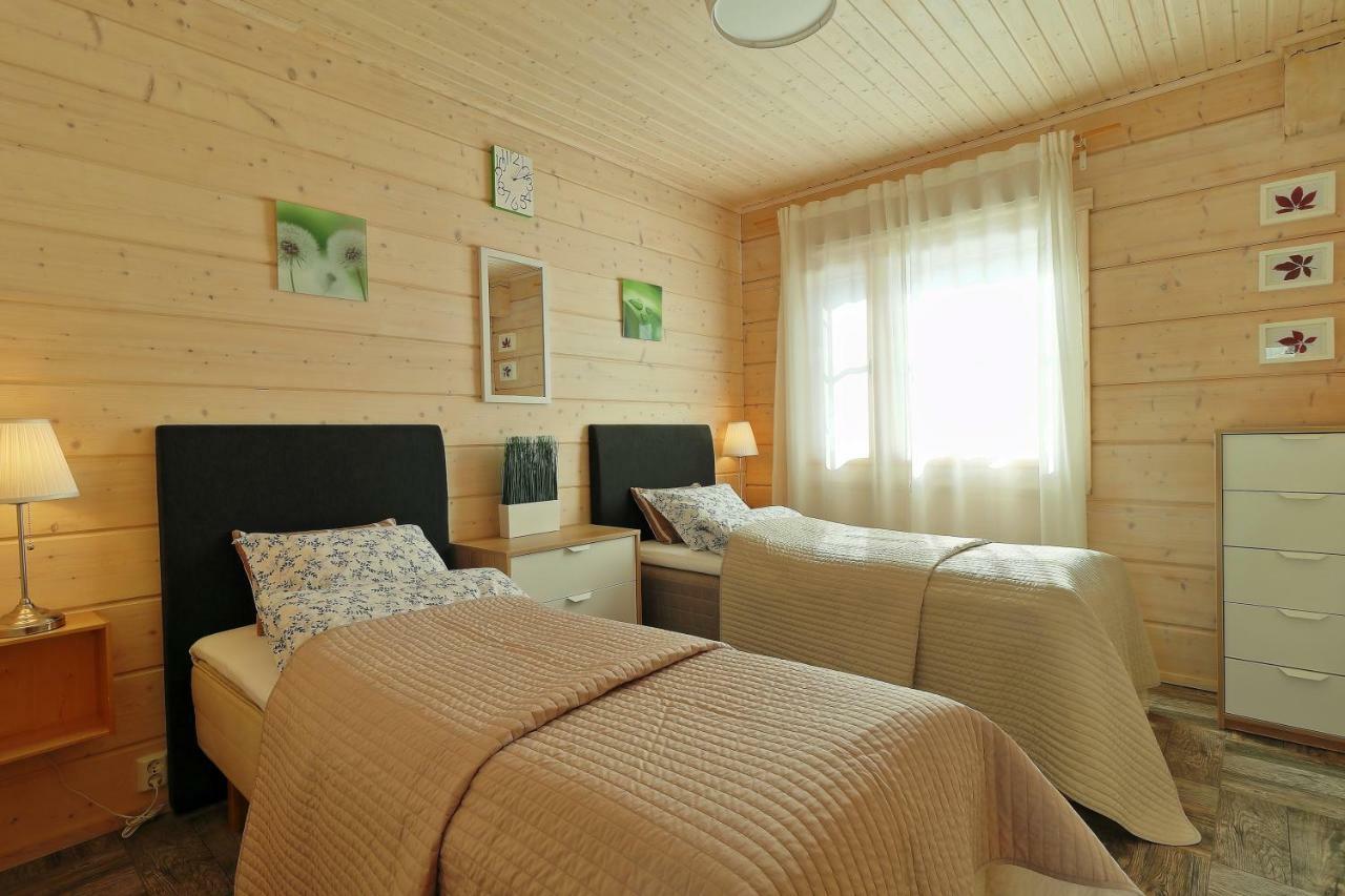 Villa Maria Cottages Jaala Eksteriør billede